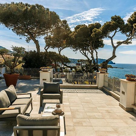 Hotel La Madonnina Casamicciola Terme Екстериор снимка