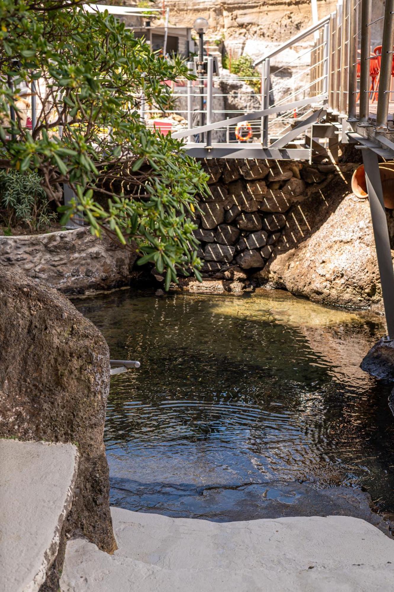 Hotel La Madonnina Casamicciola Terme Екстериор снимка