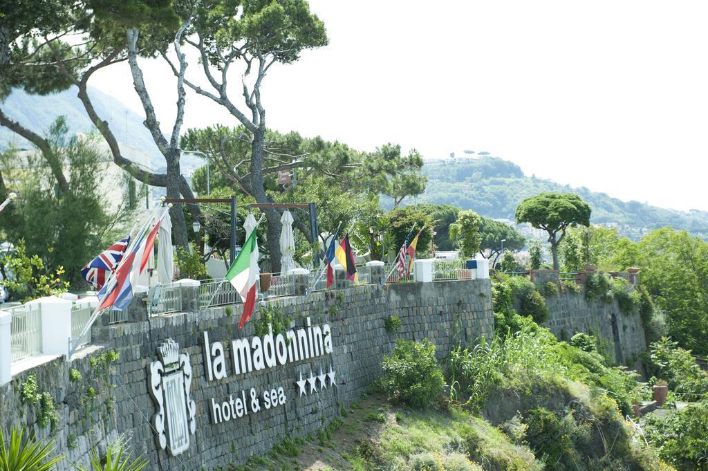 Hotel La Madonnina Casamicciola Terme Екстериор снимка